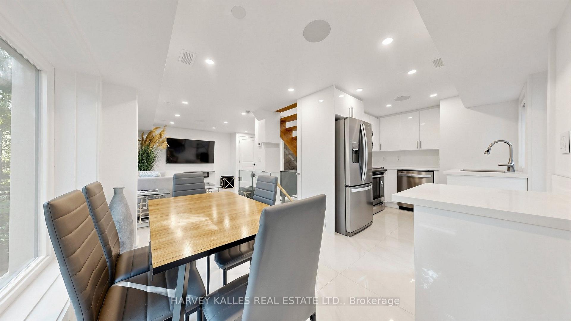 23A Donwoods Drive, Toronto
