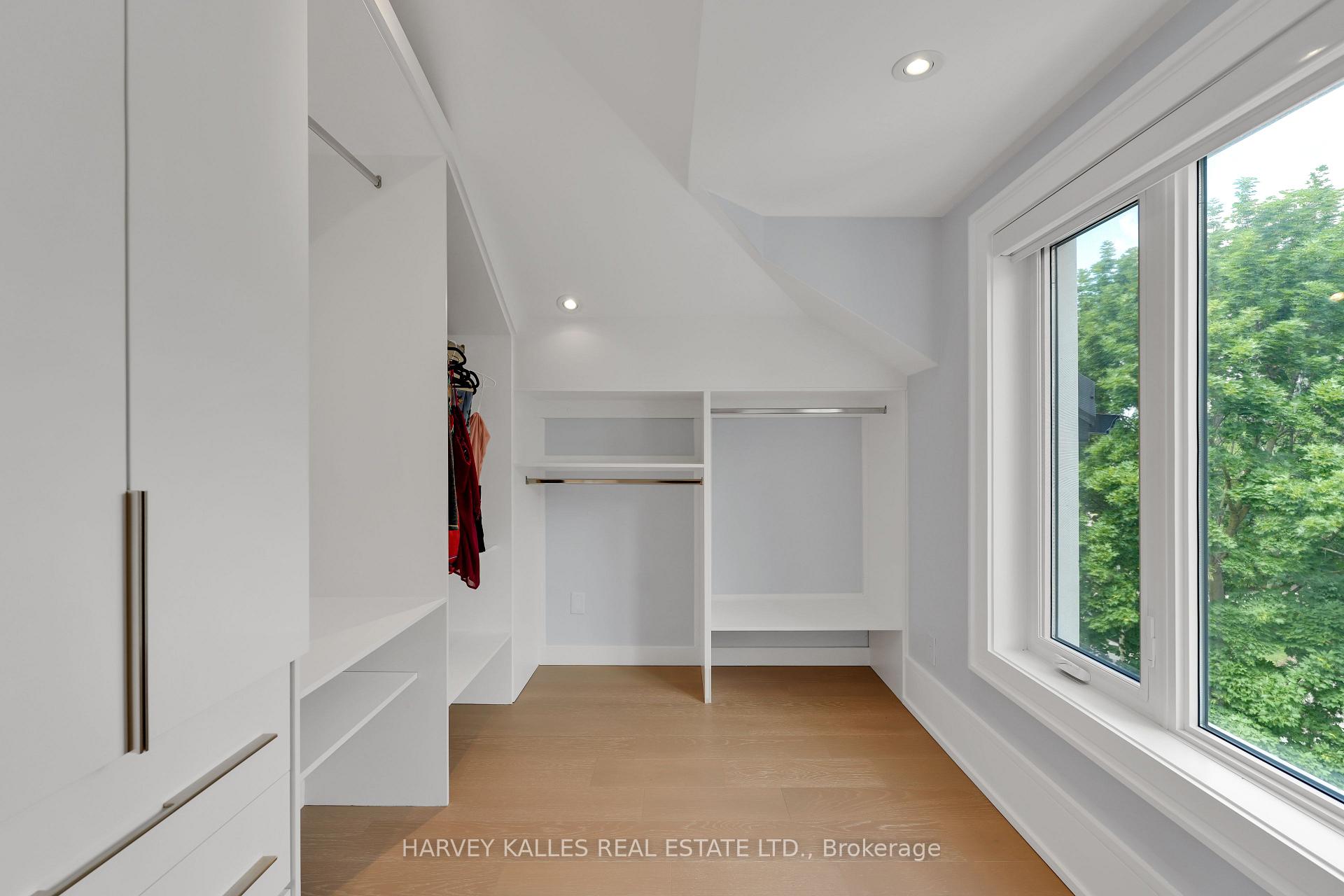 615 Briar Hill Avenue, Toronto