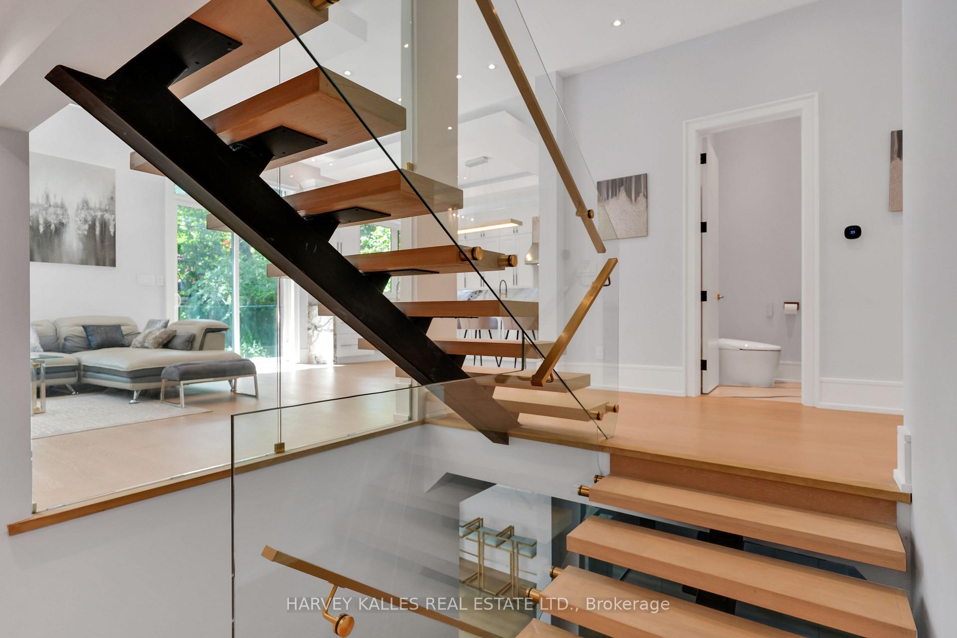 615 Briar Hill Avenue, Toronto