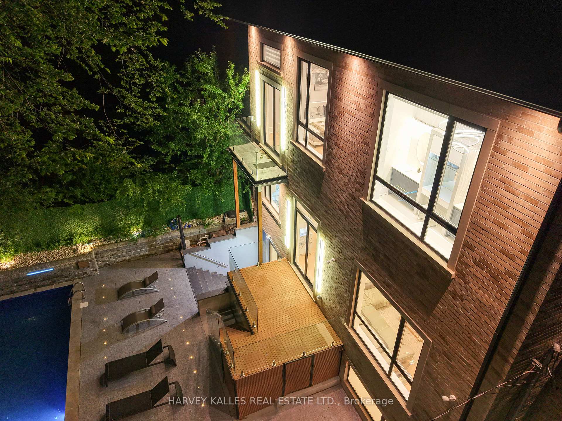 615 Briar Hill Avenue, Toronto