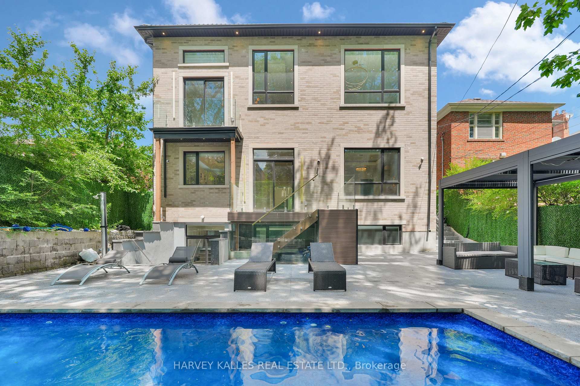 615 Briar Hill Avenue, Toronto