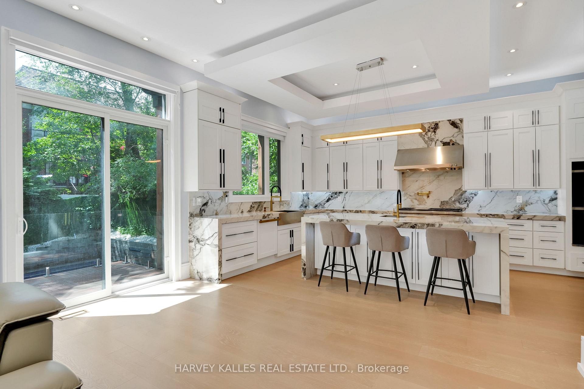 615 Briar Hill Avenue, Toronto