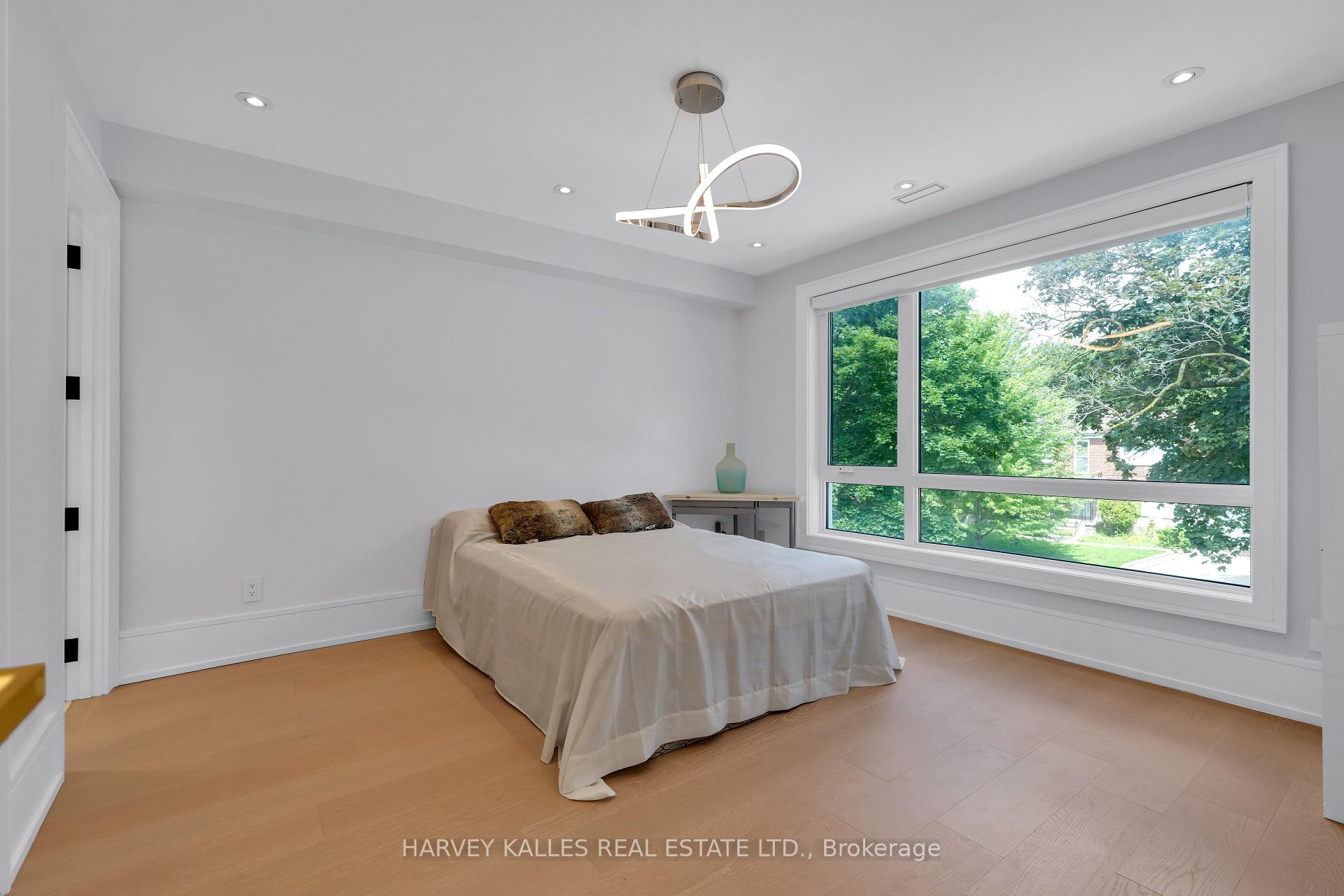 615 Briar Hill Avenue, Toronto
