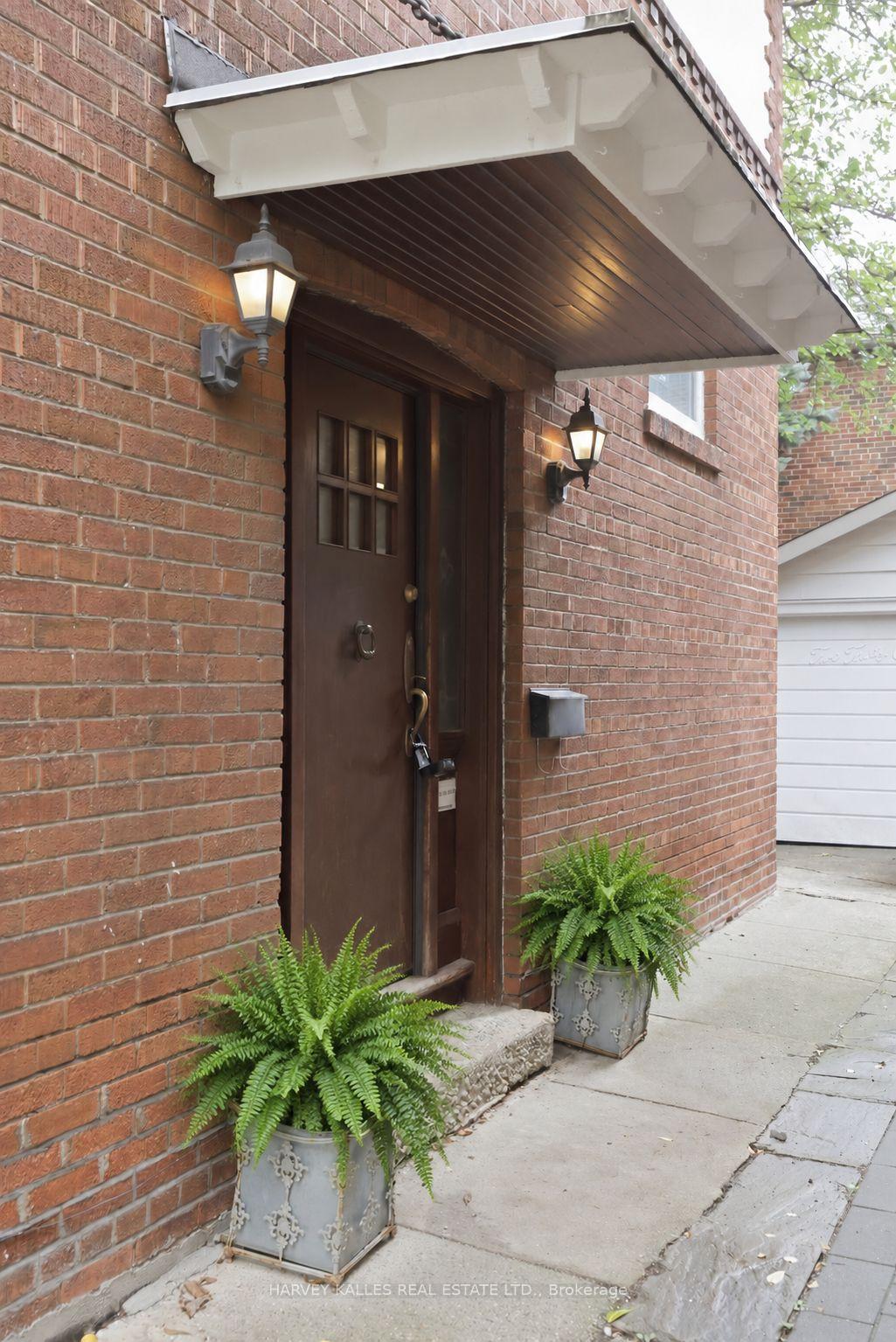 231 Glengrove Avenue W, Toronto