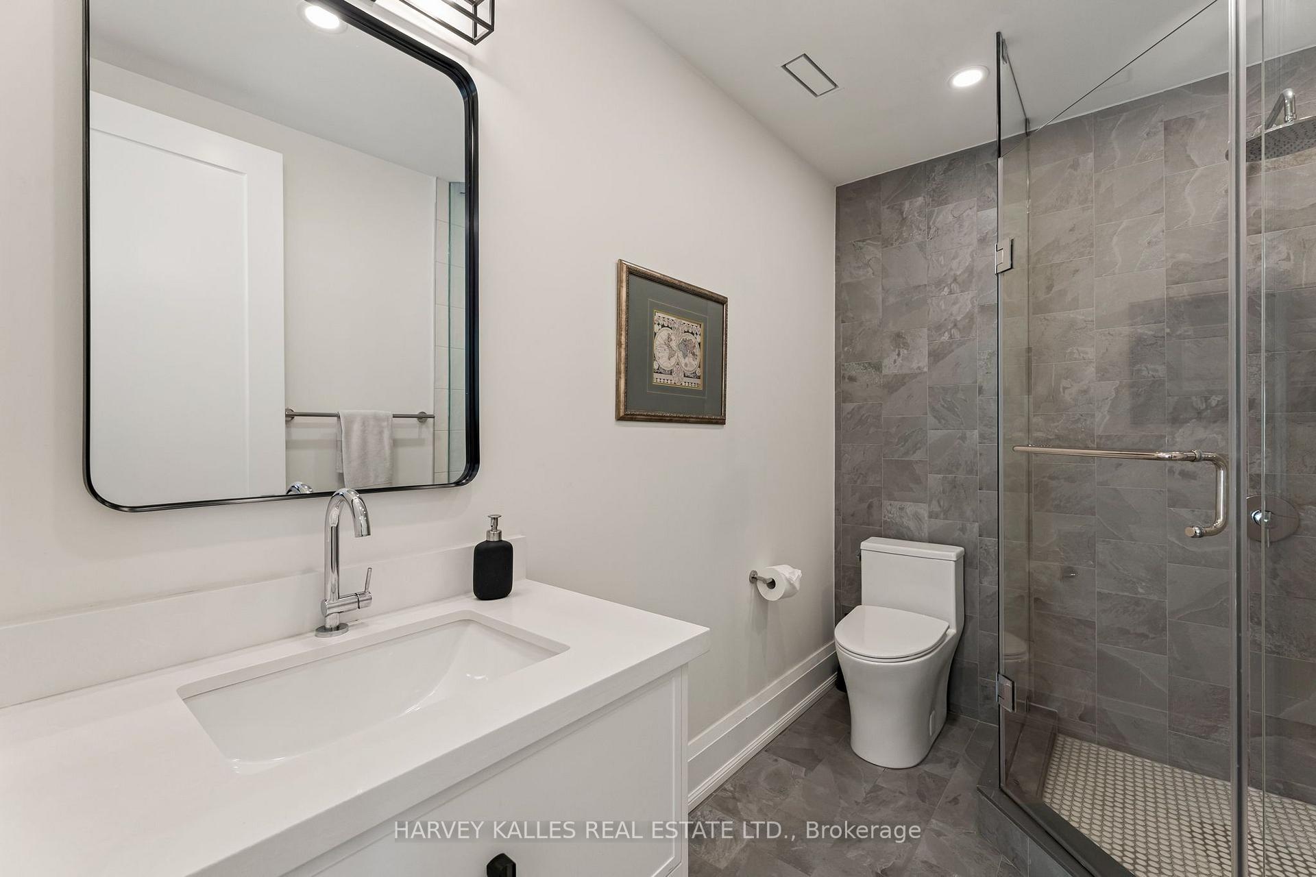 75 Lawrence Crescent, Toronto