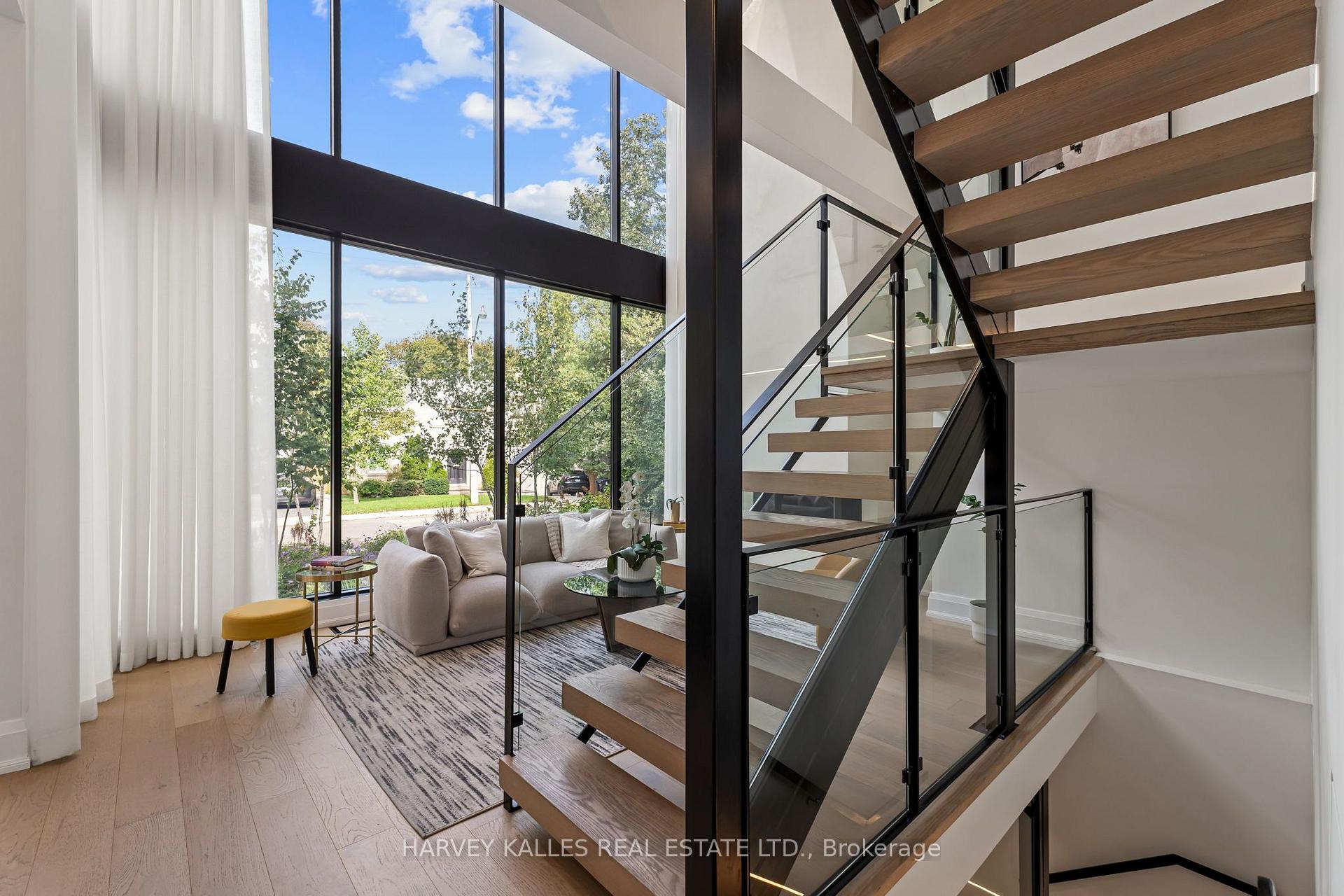 75 Lawrence Crescent, Toronto