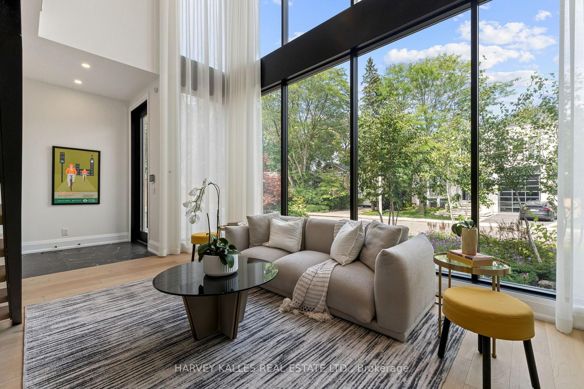 75 Lawrence Crescent, Toronto
