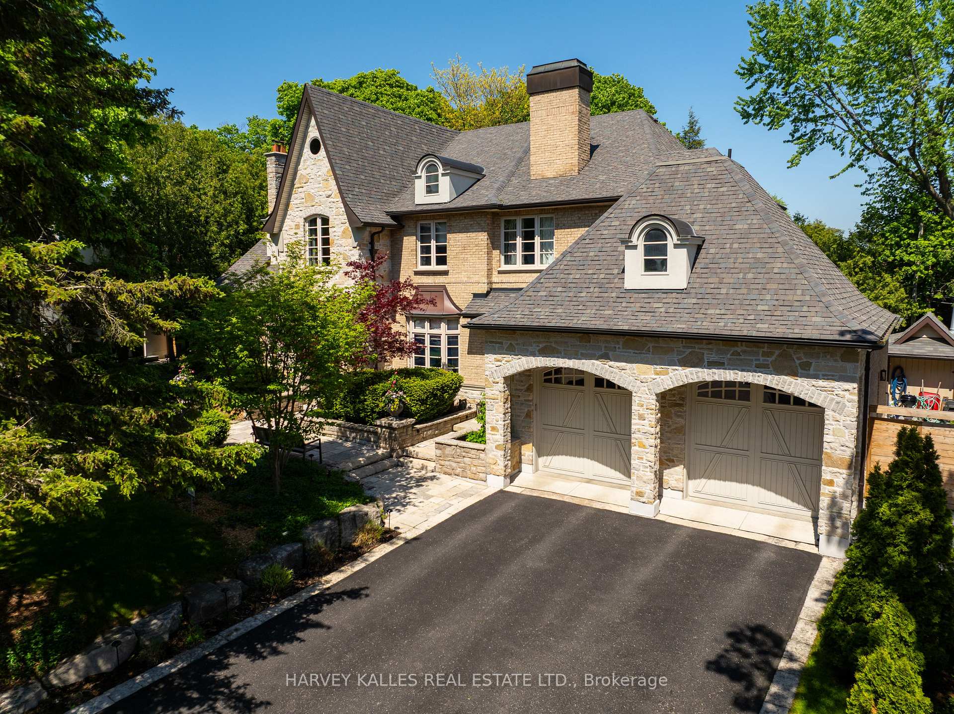 14 Denewood Crescent, Toronto