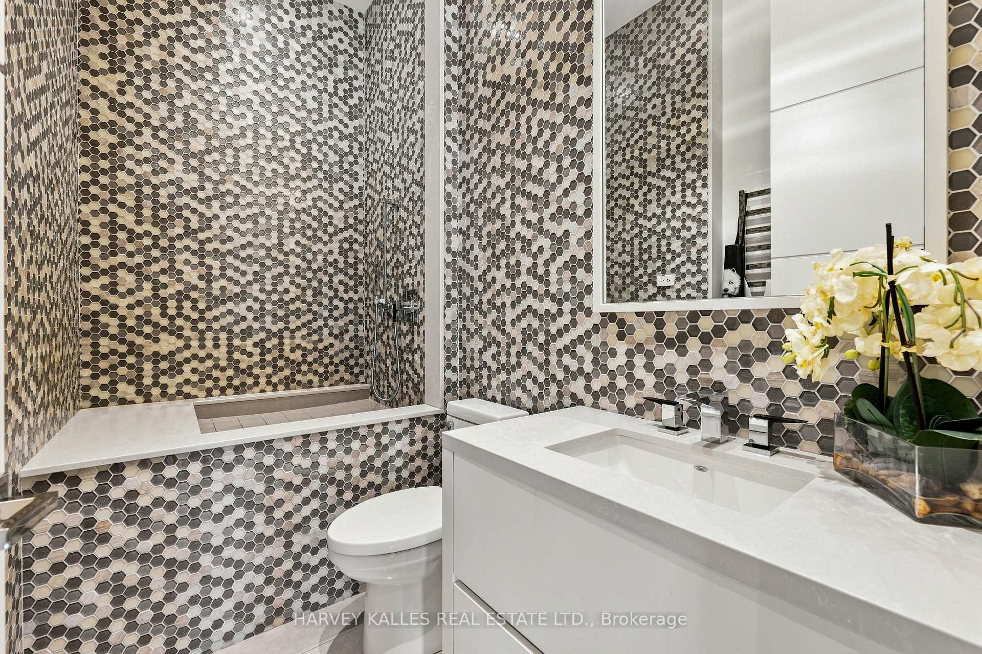 126 Sandringham Drive, Toronto