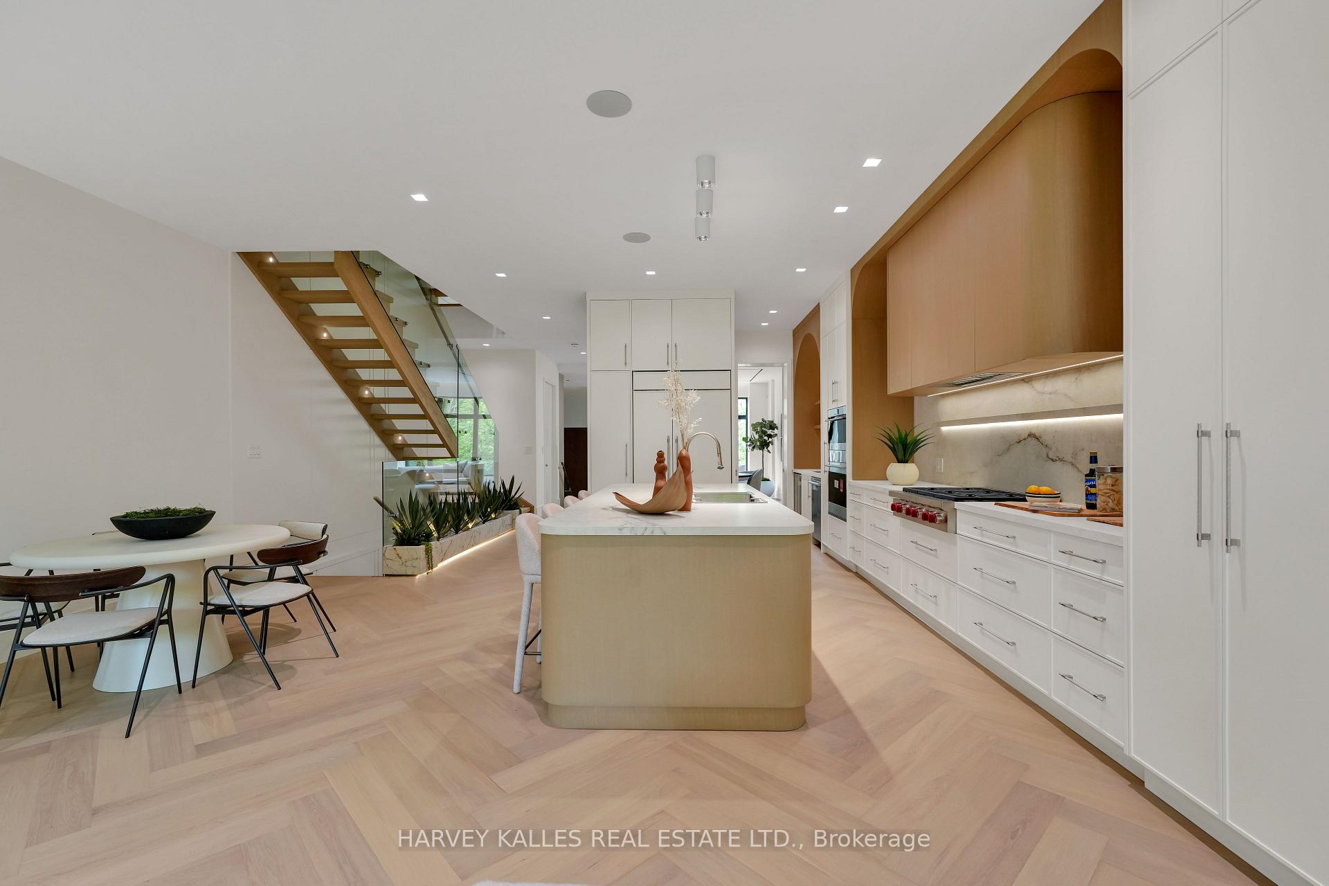 108 Heath Street W, Toronto