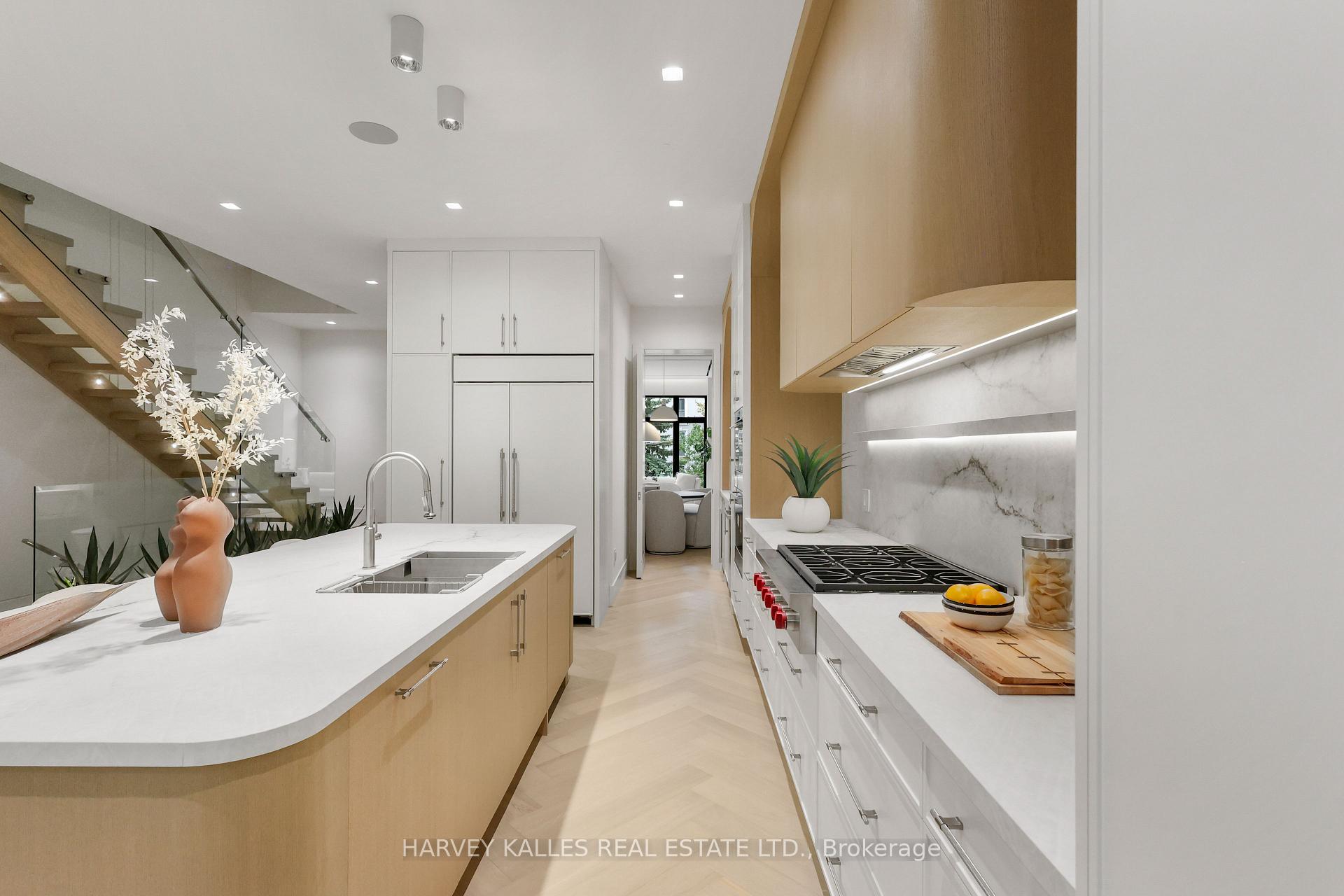 108 Heath Street W, Toronto