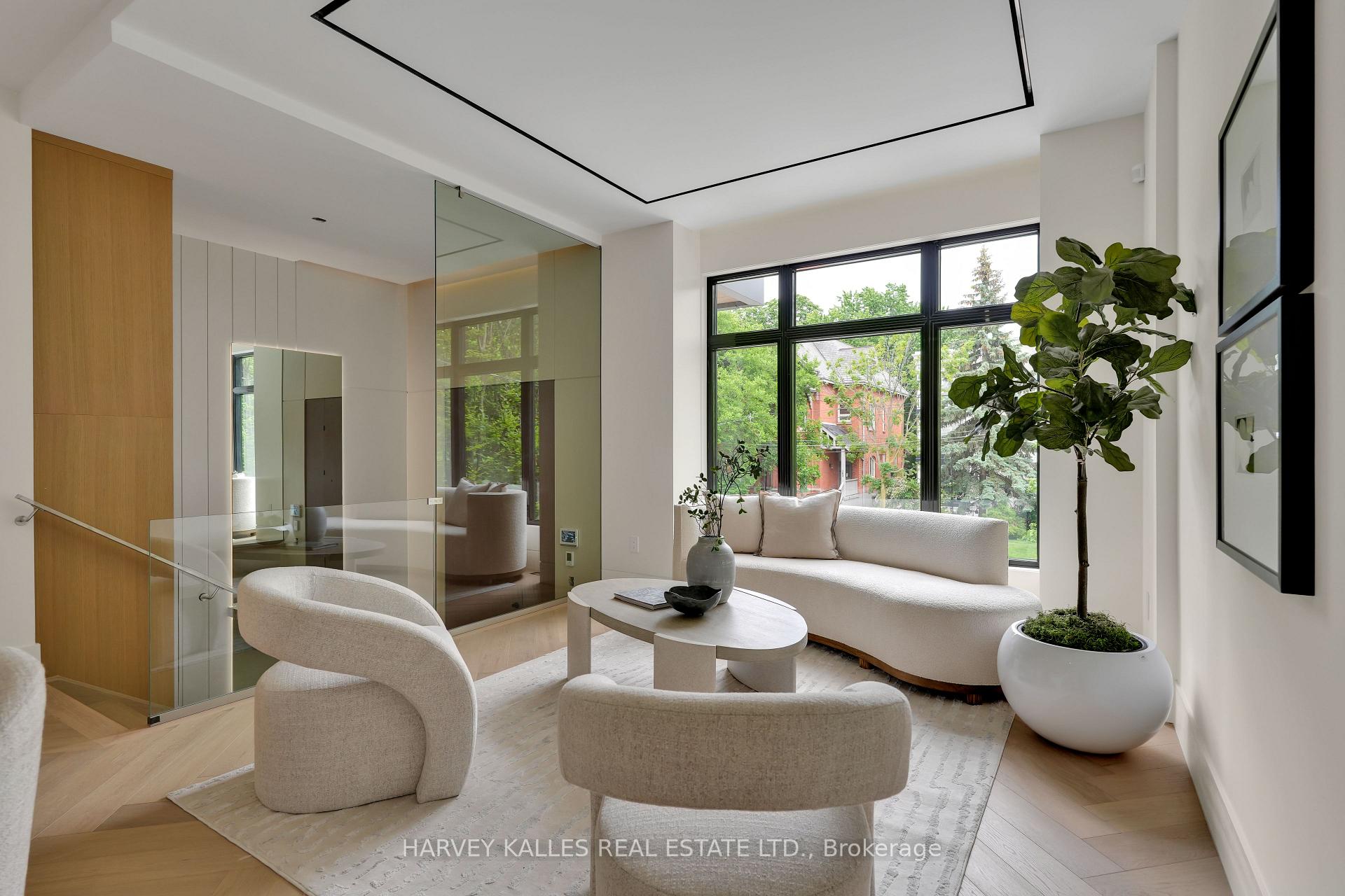 108 Heath Street W, Toronto