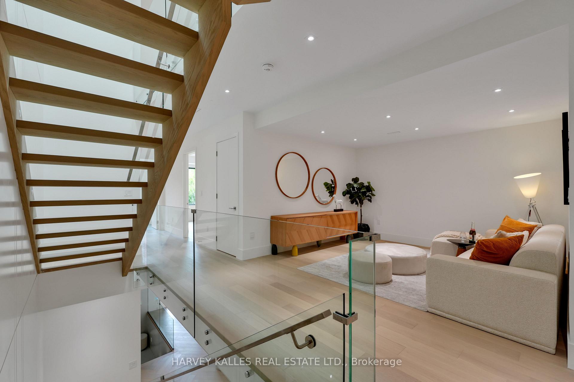 108 Heath Street W, Toronto