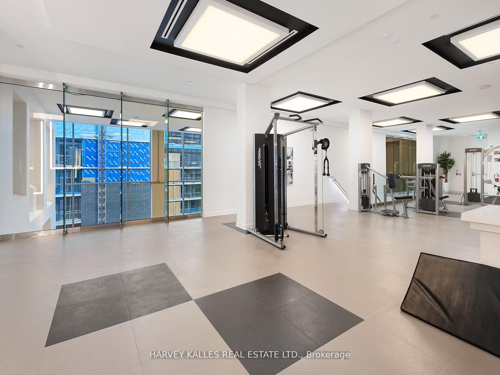 99 Broadway Avenue 514, Toronto Unit: 514