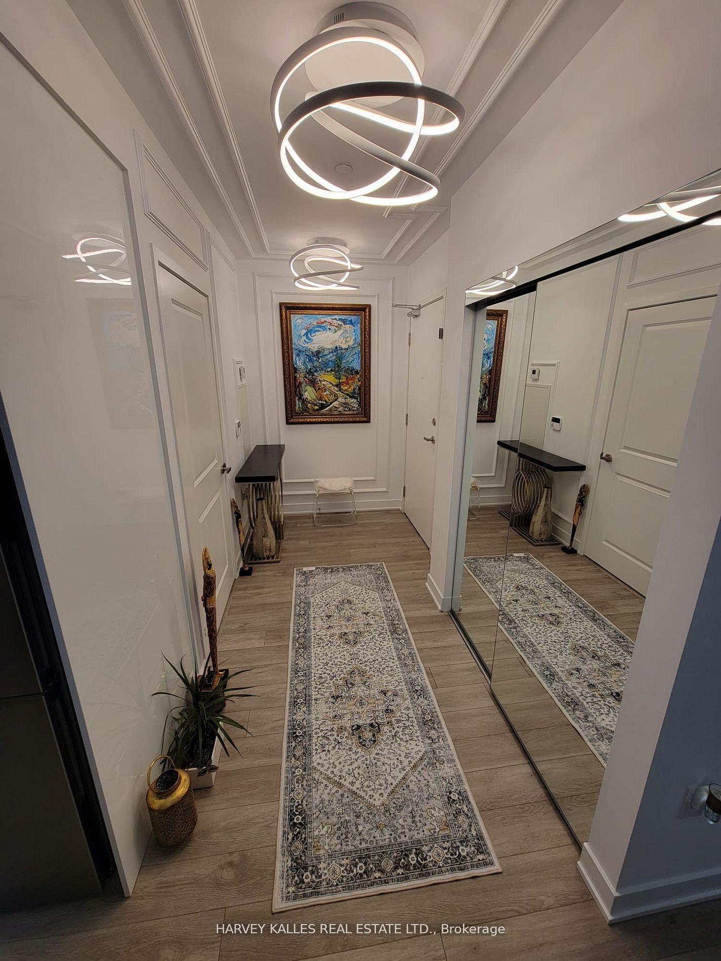 99 Broadway Avenue 514, Toronto Unit: 514