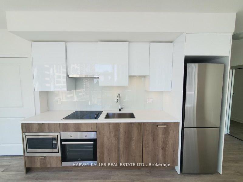 99 Broadway Avenue 514, Toronto Unit: 514