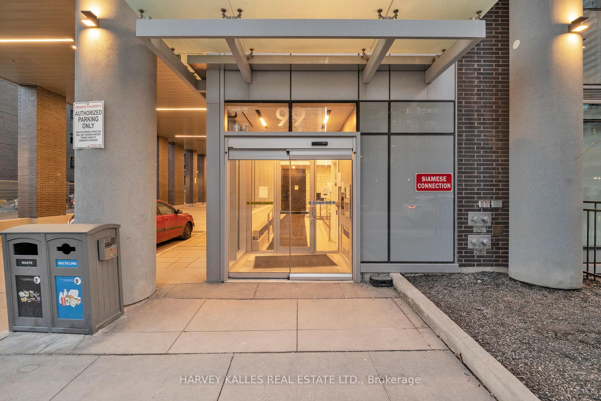 99 Broadway Avenue 514, Toronto Unit: 514