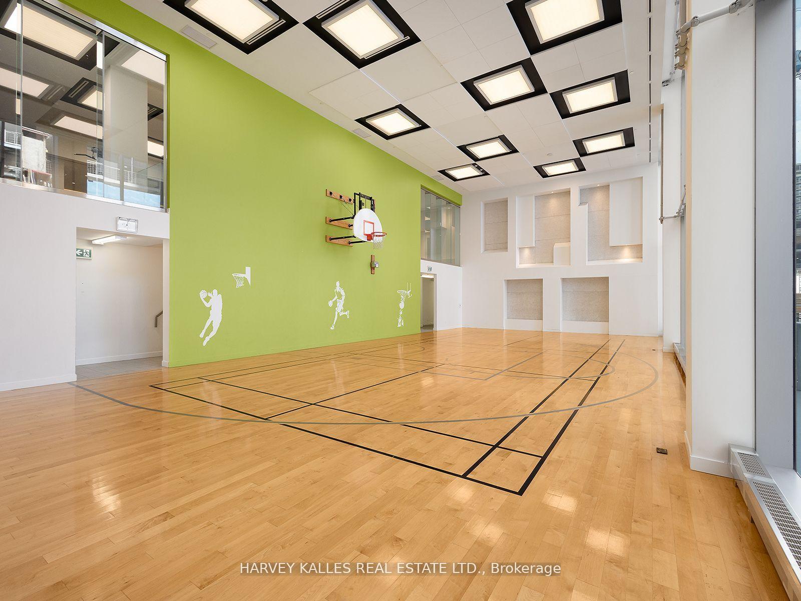 99 Broadway Avenue 514, Toronto Unit: 514