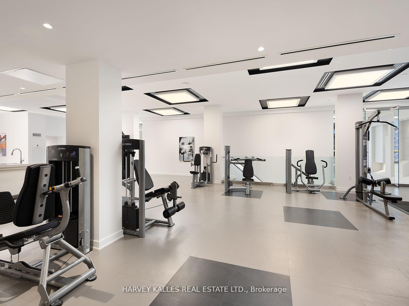 99 Broadway Avenue 514, Toronto Unit: 514