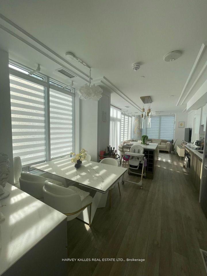99 Broadway Avenue 514, Toronto Unit: 514