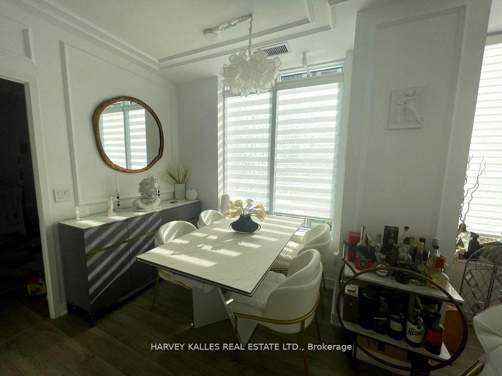 99 Broadway Avenue 514, Toronto Unit: 514