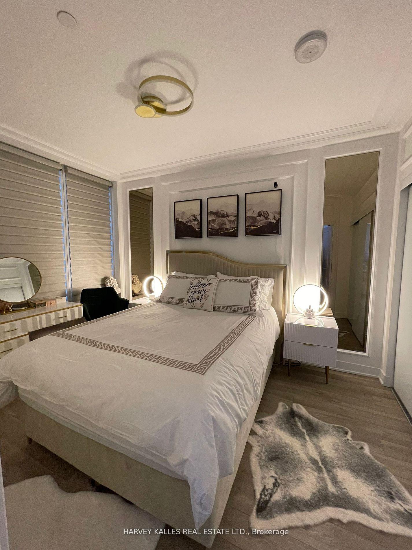 99 Broadway Avenue 514, Toronto Unit: 514