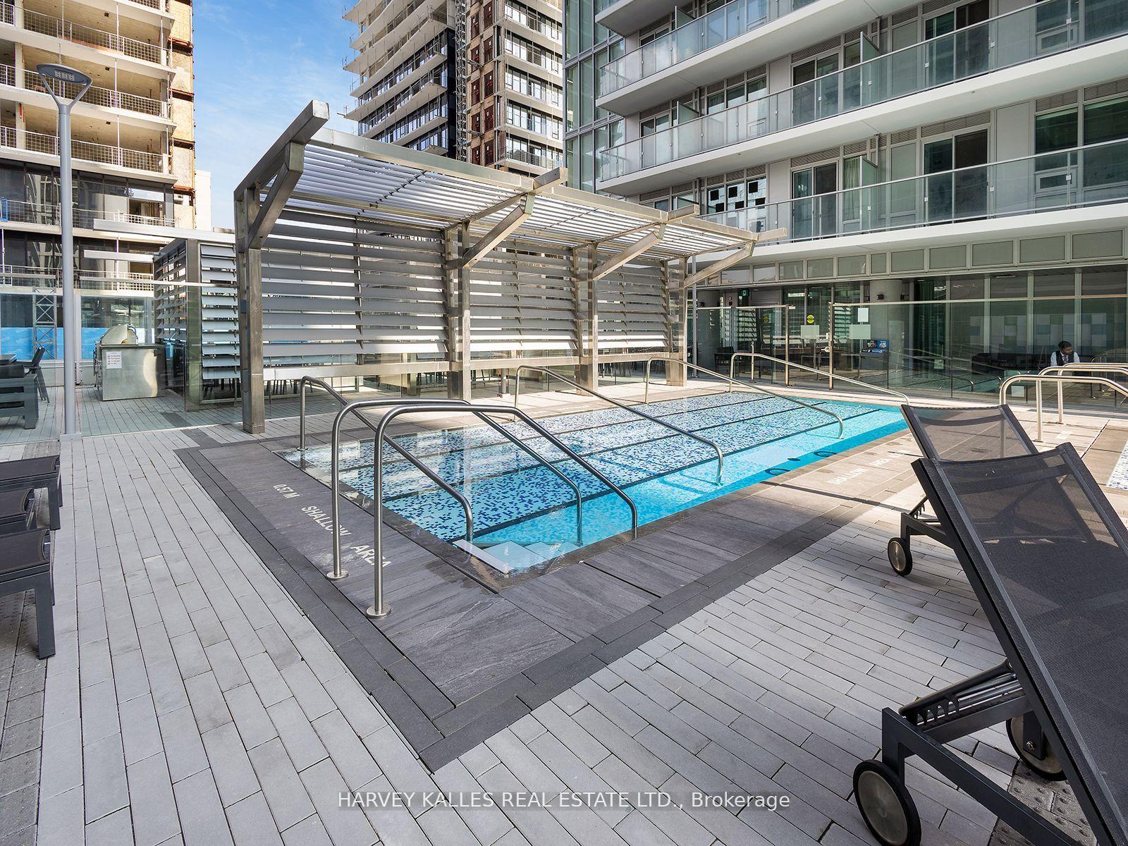 99 Broadway Avenue 514, Toronto Unit: 514