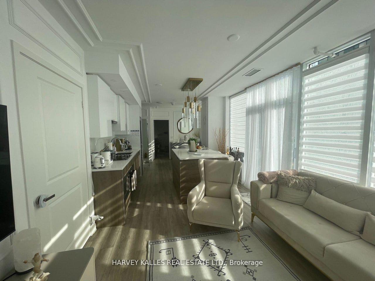 99 Broadway Avenue 514, Toronto Unit: 514