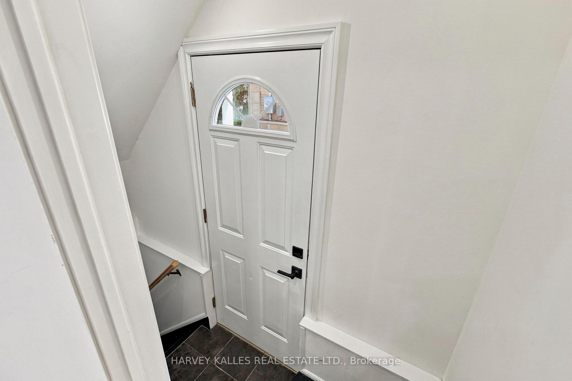 547 Melrose Avenue, Toronto