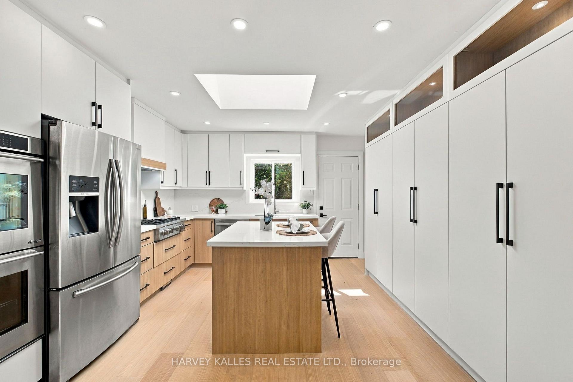 547 Melrose Avenue, Toronto