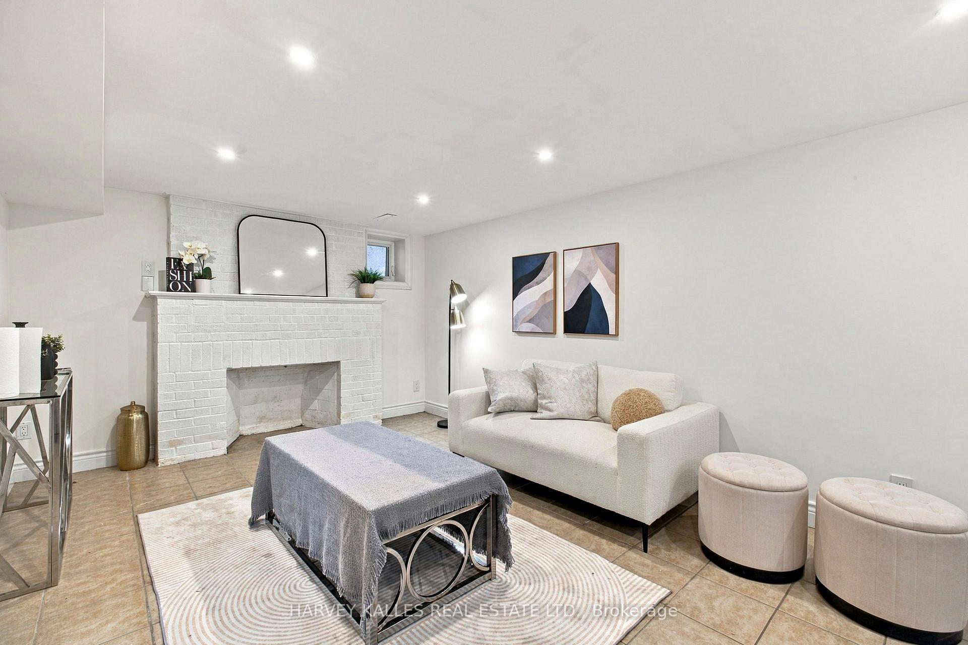 547 Melrose Avenue, Toronto