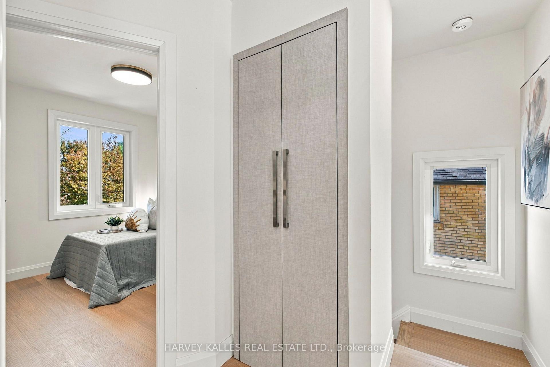 547 Melrose Avenue, Toronto