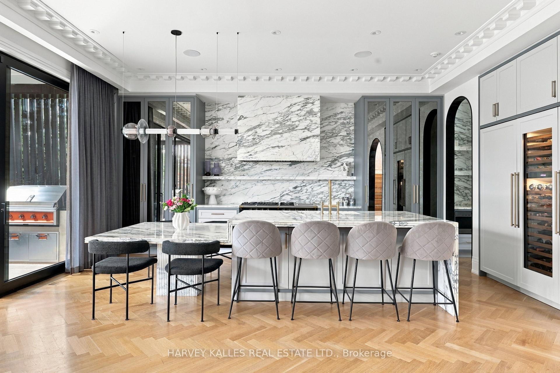 363 Bedford Park Avenue, Toronto