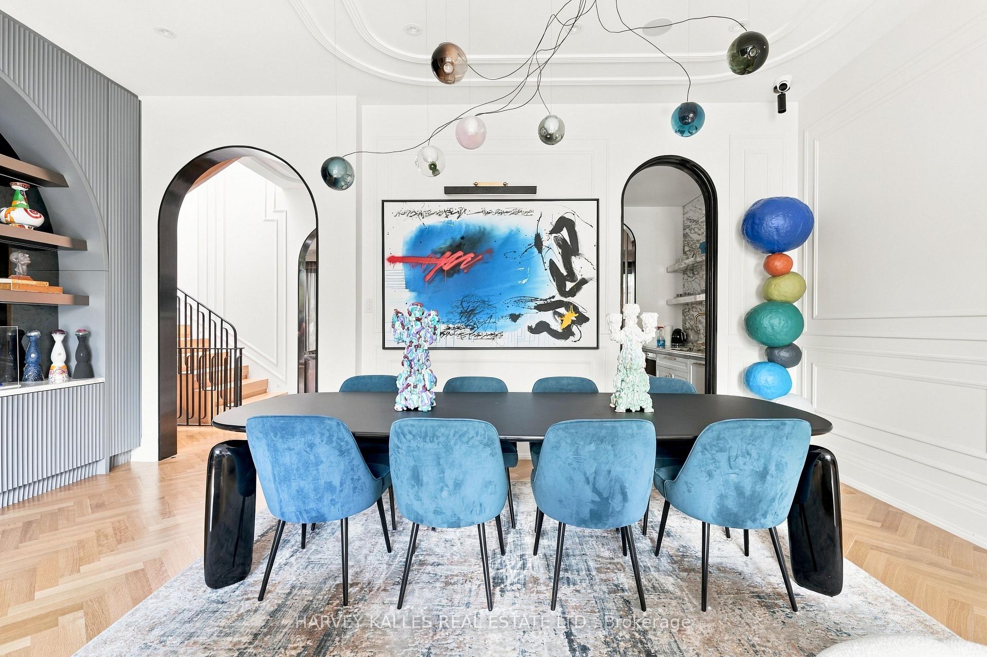363 Bedford Park Avenue, Toronto