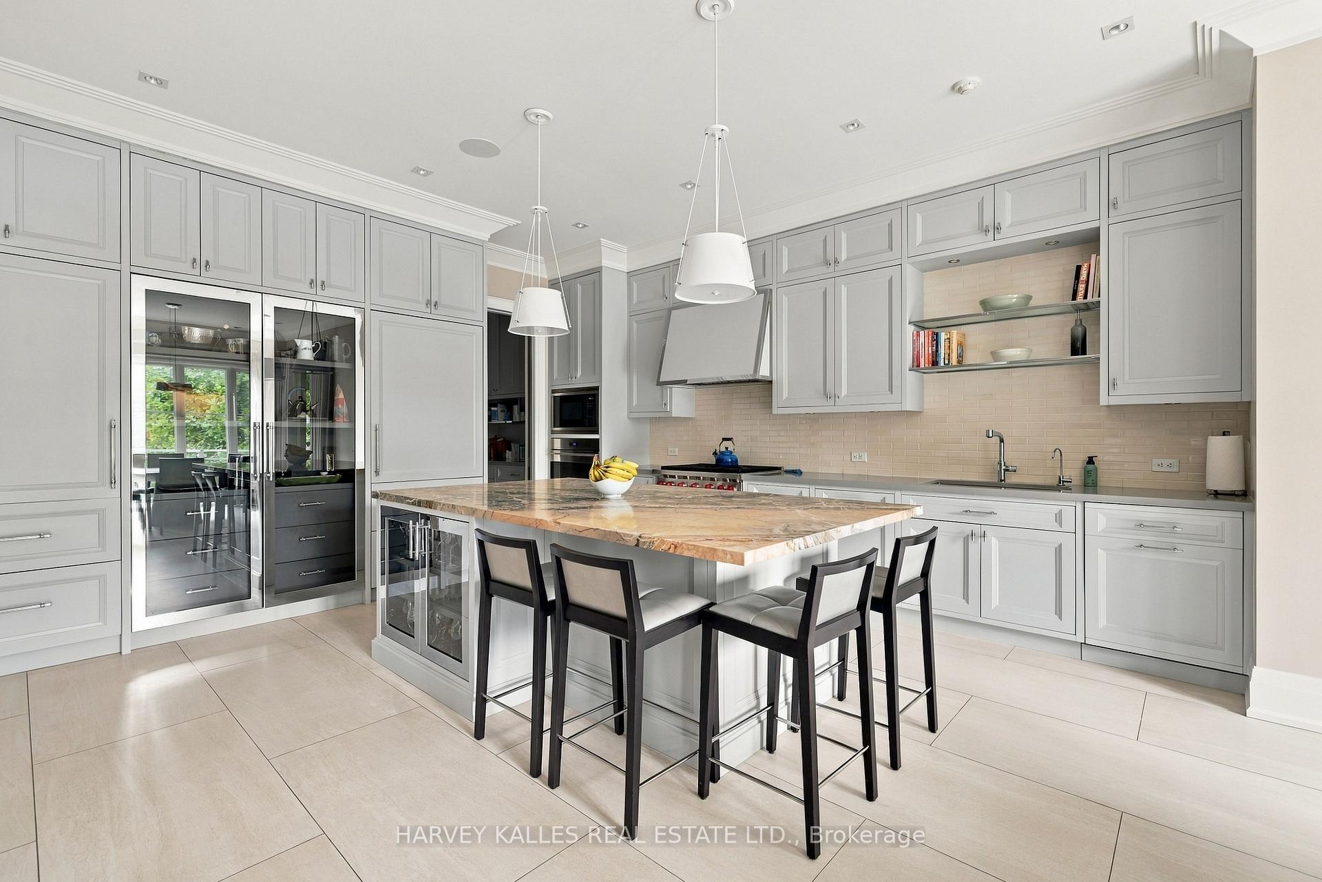 221 Dunvegan Road, Toronto