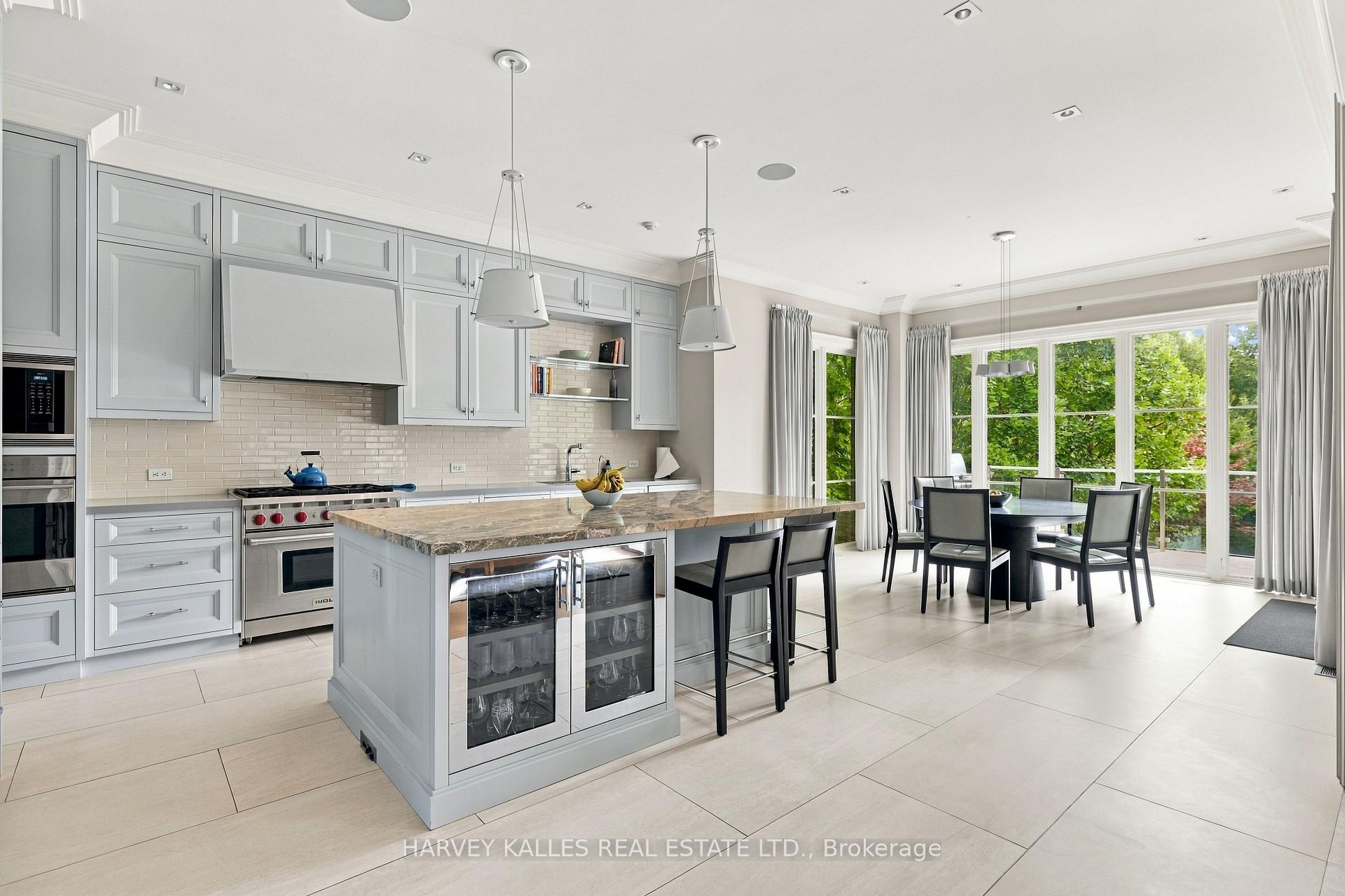 221 Dunvegan Road, Toronto