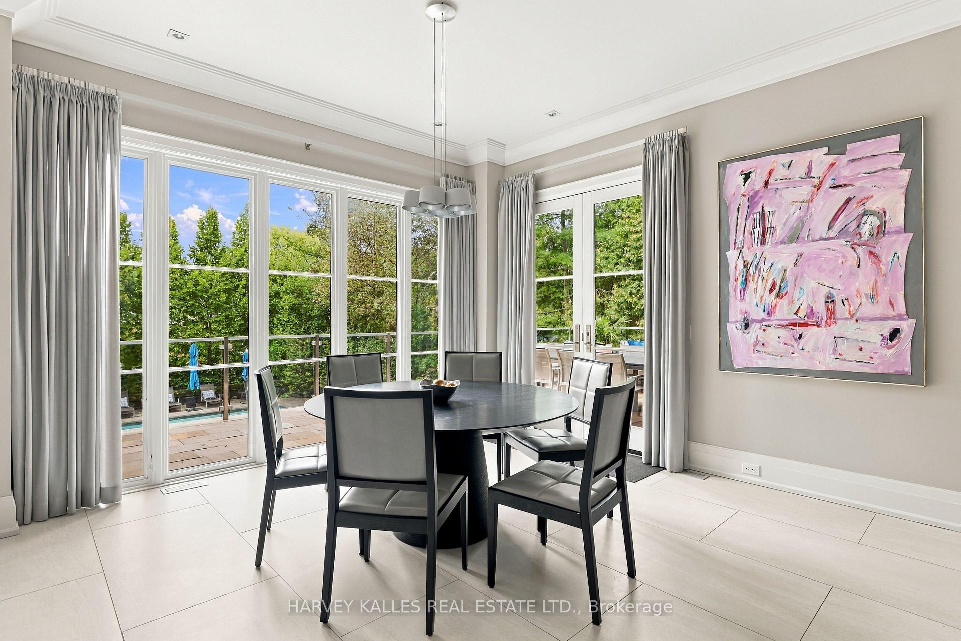 221 Dunvegan Road, Toronto