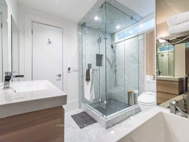 276 Ossington Avenue A, Toronto Unit: A