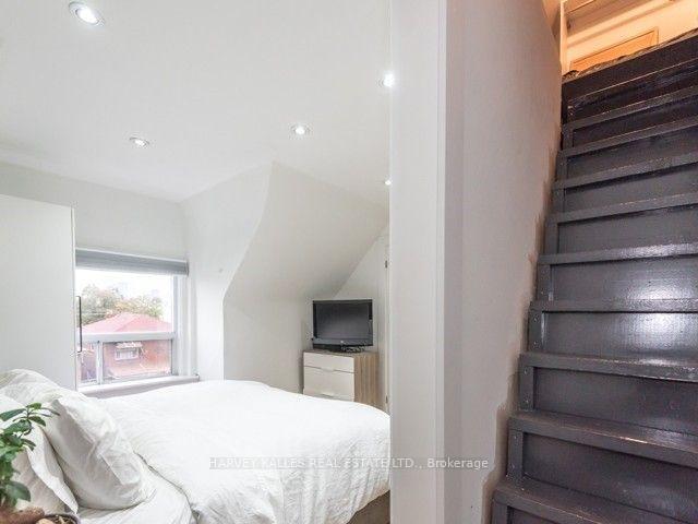 276 Ossington Avenue A, Toronto Unit: A