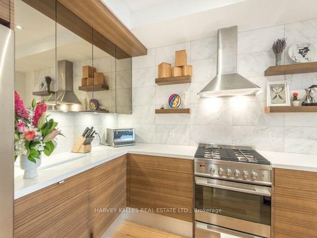 276 Ossington Avenue A, Toronto Unit: A