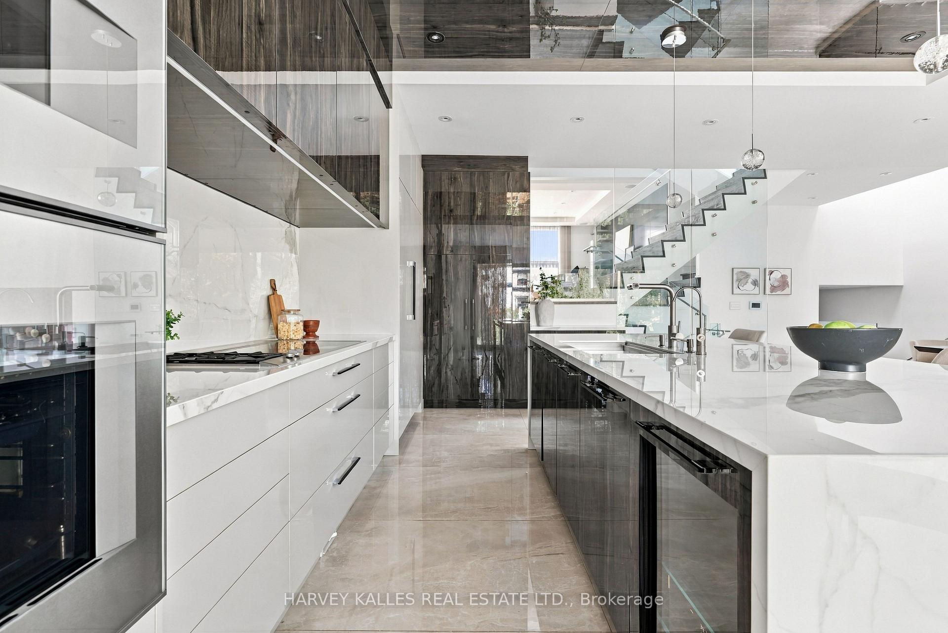 554 St Clements Avenue, Toronto