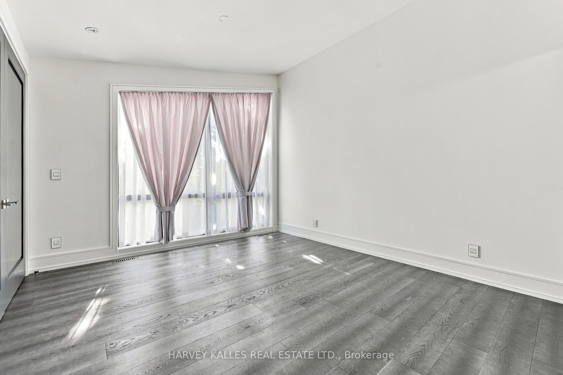 554 St Clements Avenue, Toronto