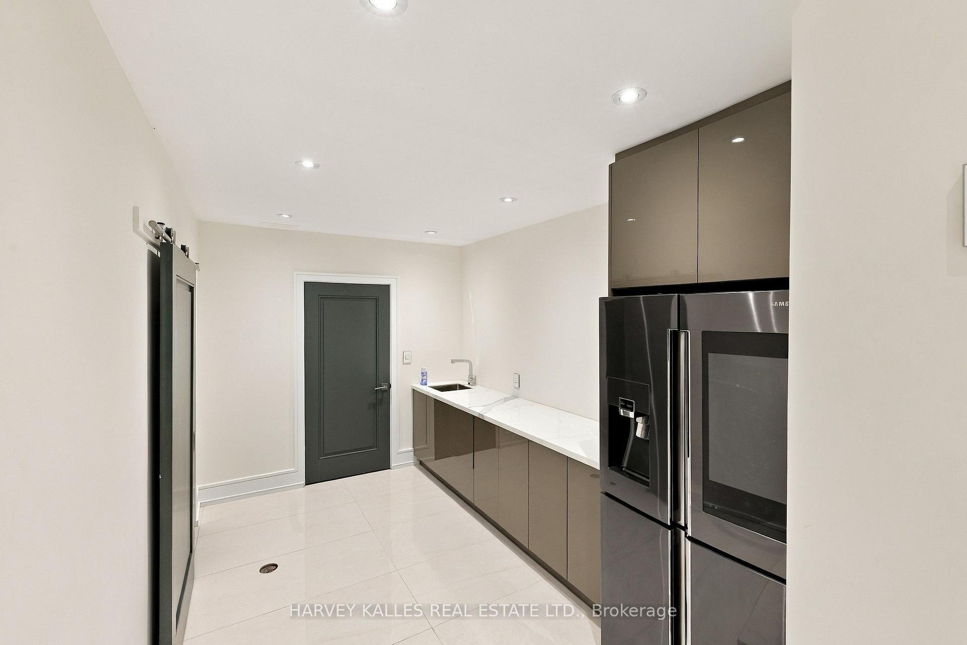 554 St Clements Avenue, Toronto