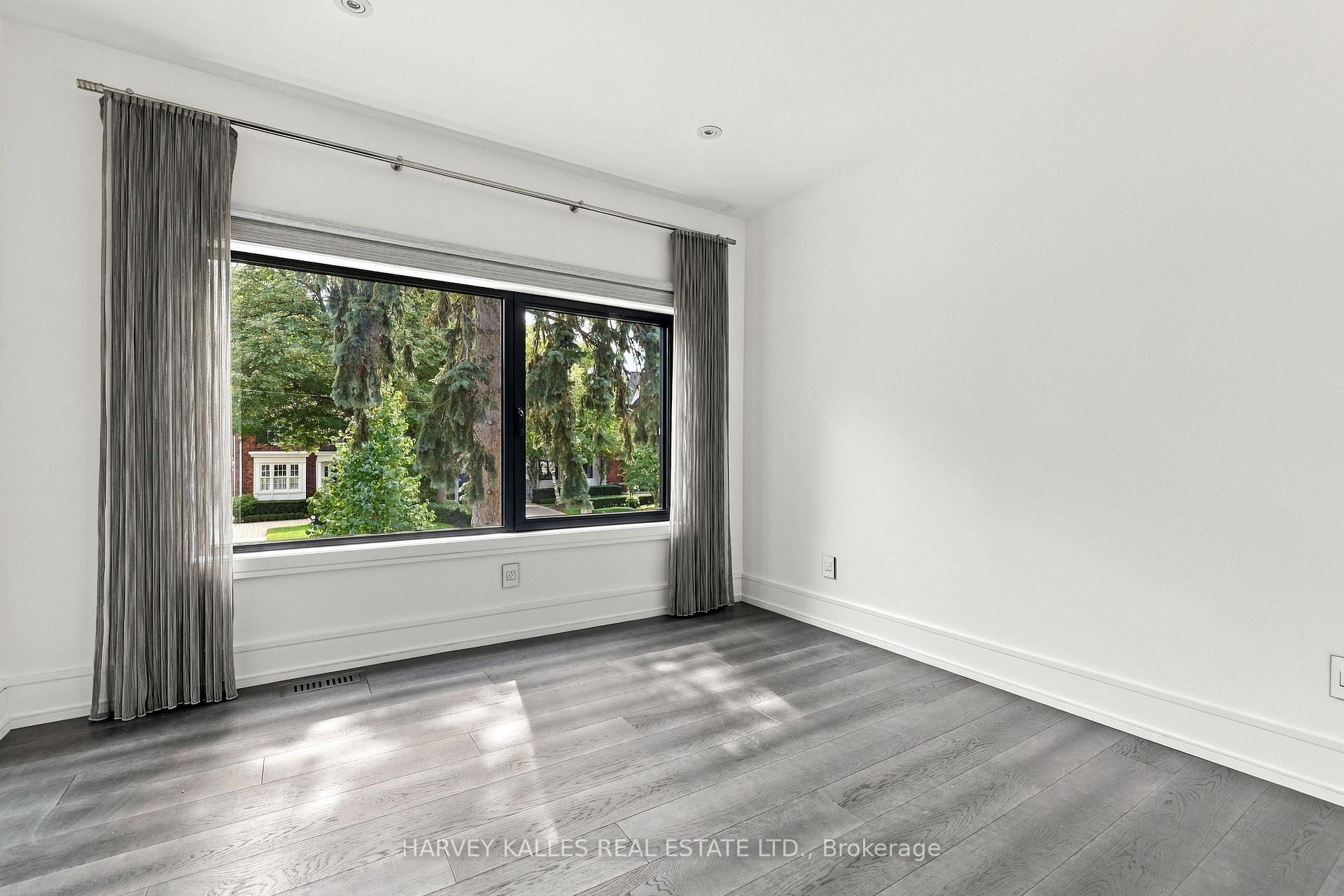 554 St Clements Avenue, Toronto