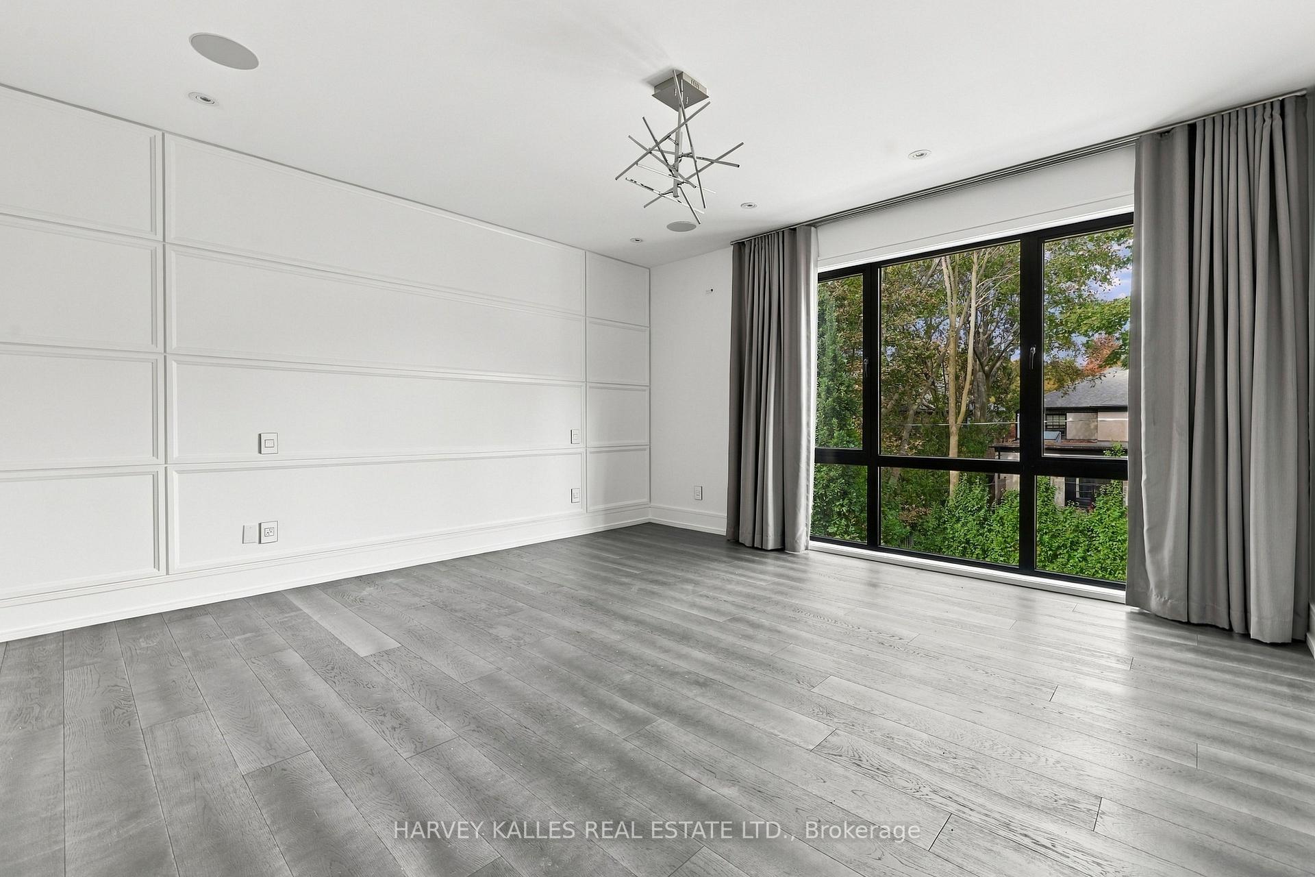 554 St Clements Avenue, Toronto