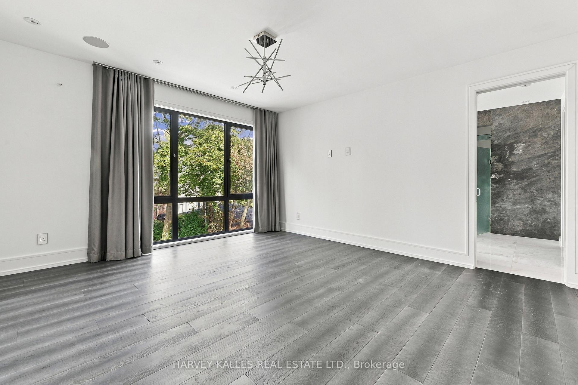 554 St Clements Avenue, Toronto