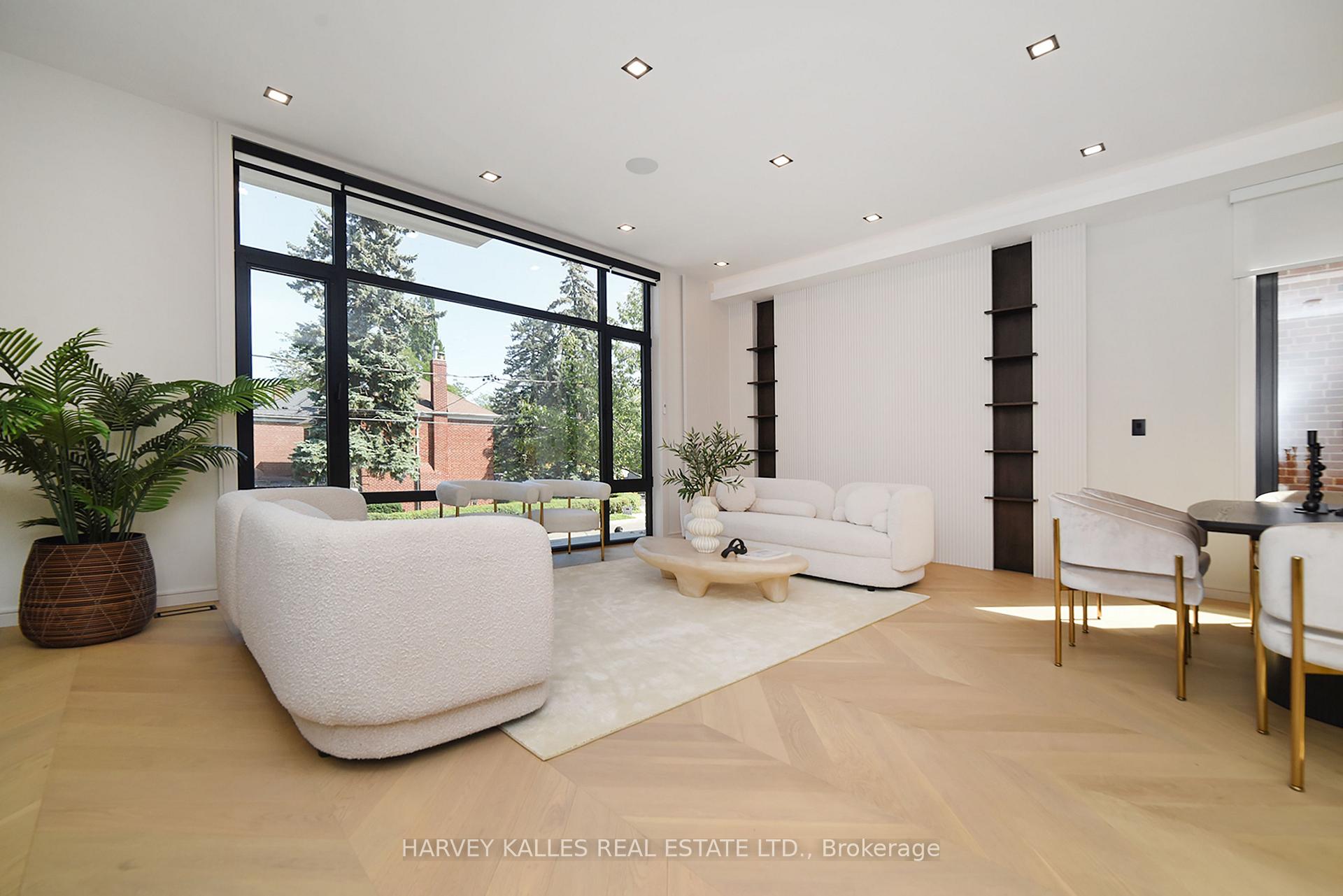 110 Mona Drive, Toronto