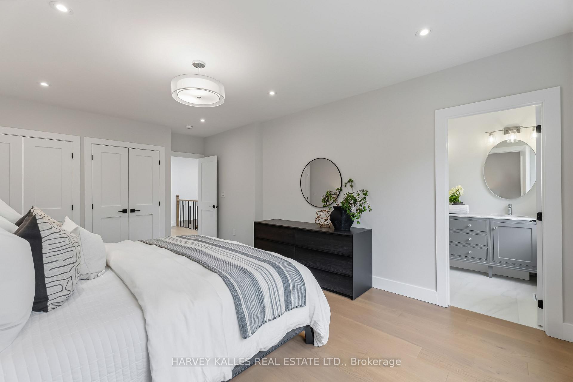 56 Glengarry Avenue, Toronto
