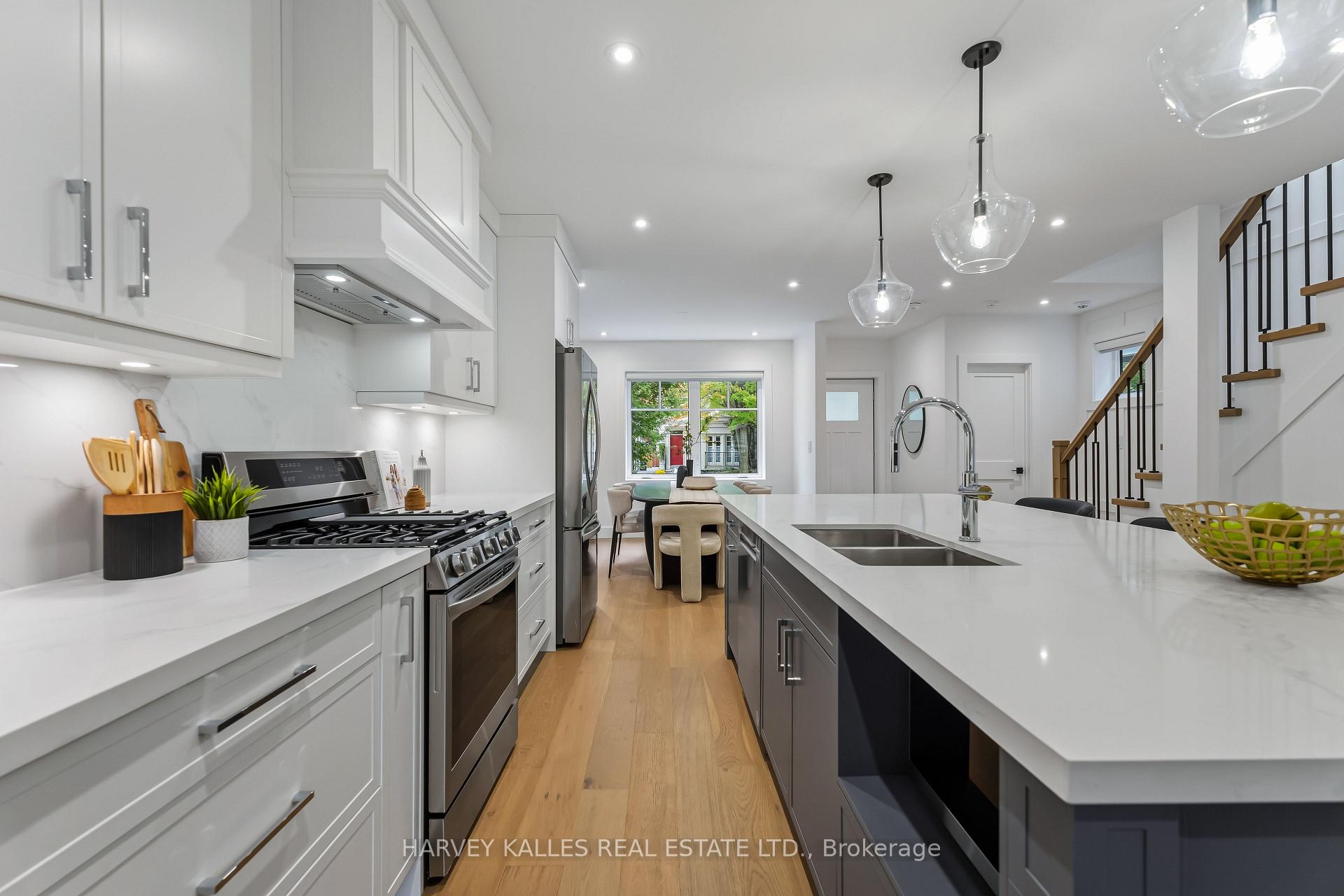 56 Glengarry Avenue, Toronto