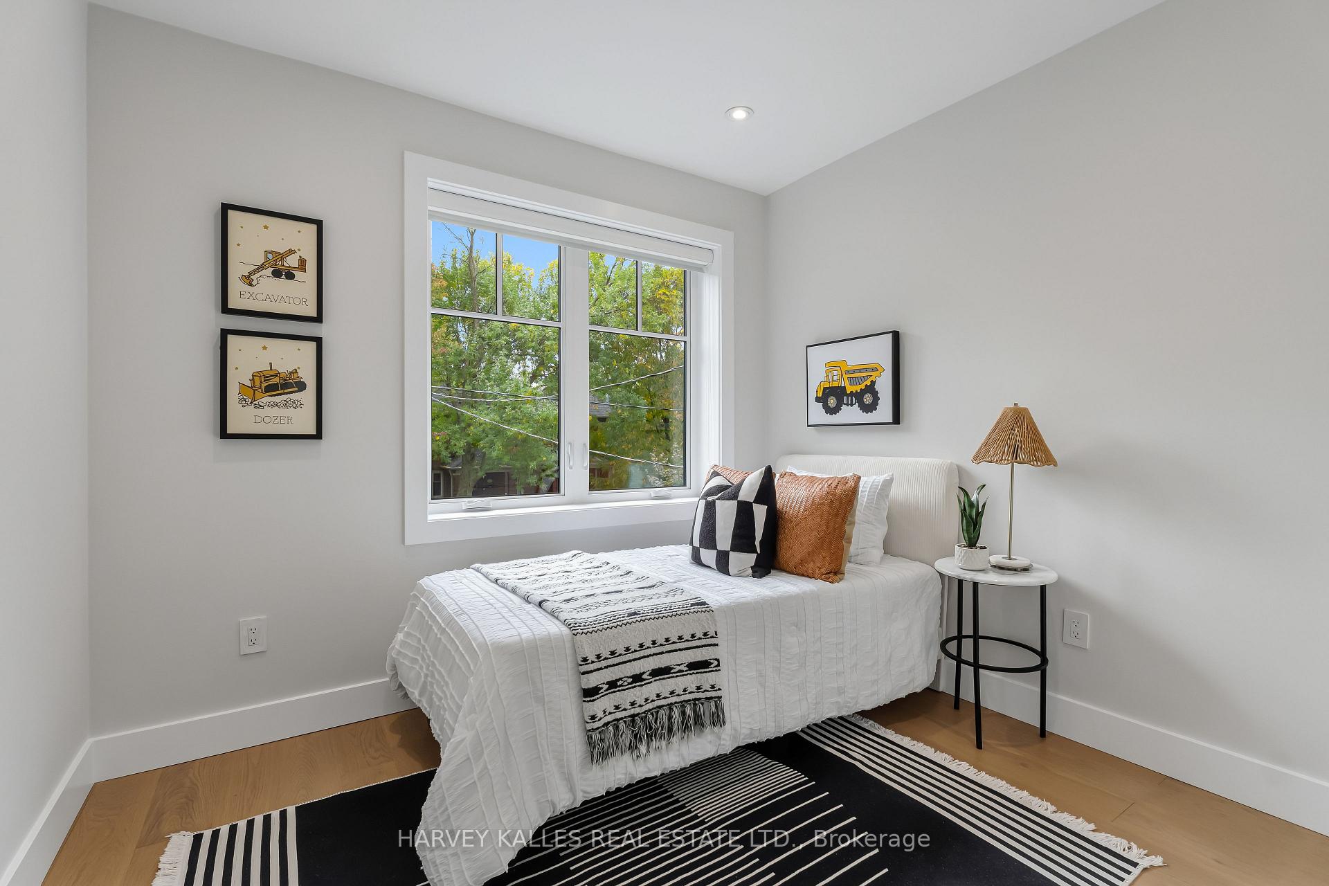 56 Glengarry Avenue, Toronto